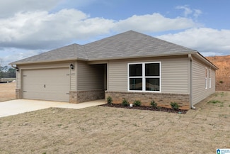323 Amber Ave, Calera, AL 35040