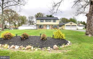 23 Courtland Ln, Willingboro, NJ 08046