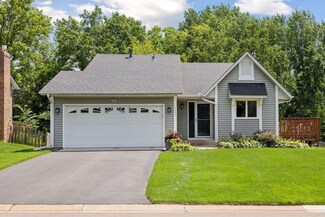 3649 Blue Jay Way, Saint Paul, MN 55123