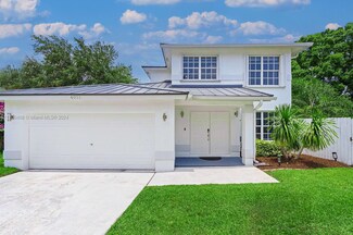 4011 NW 1st Ln, Delray Beach, FL 33445