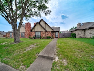 3926 Saint Christopher Ln, Dallas, TX 75287