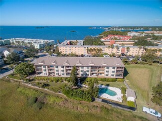 2651 Michael Place Unit 305, Dunedin, FL 34698