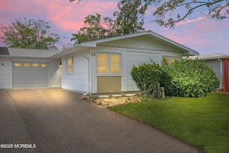 13 Brooke Rd, Brick, NJ 08724