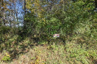 1375 W Dutch Hollow Rd, Woodland, WI 53941