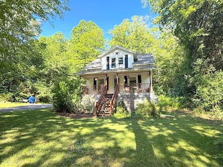 389 Colebrook River Rd, Winsted, CT 06098