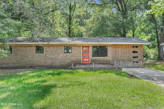 839 Herrin Dr, Picayune, MS 39466