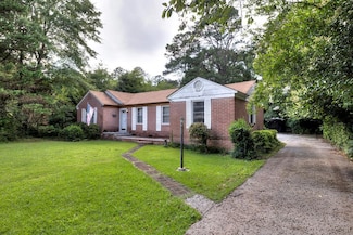 312 Elk St, Bishopville, SC 29010