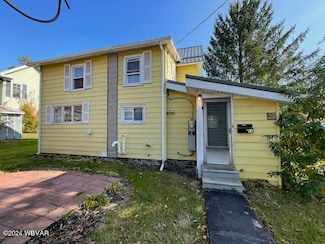 59 Trippe St, Canton, PA 17724