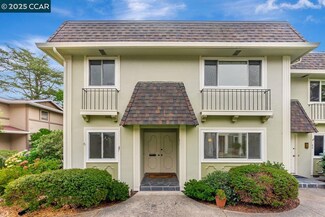 47 Miramonte Dr, Moraga, CA 94556