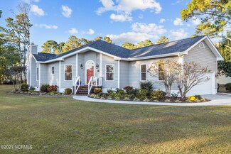 105 Bluewater Cir, Newport, NC 28570