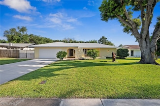 1256 Morningside Dr, Fort Myers, FL 33901