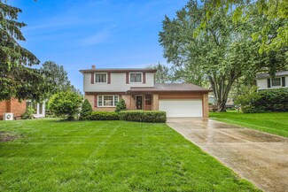 495 Old Creek Ct, Saline, MI 48176