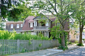 201 Baker St, Providence, RI 02905