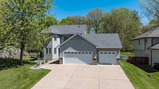 9967 Egret Blvd NW, Coon Rapids, MN 55433