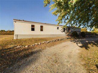 549 180th St, Fort Scott, KS 66701