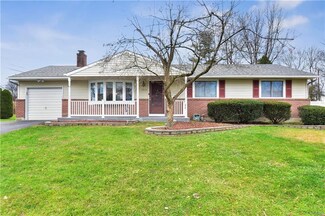 2050 Aster Rd, Macungie, PA 18062