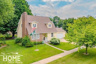 141 W Pearl St, Ovid, MI 48866