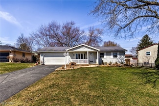 4610 Warwick Dr S, Canfield, OH 44406
