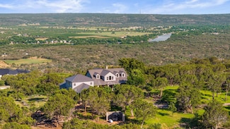1071 Escalar Dr, Buchanan Dam, TX 78609