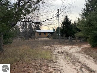 13899 N Manistee County Line Rd, Thompsonville, MI 49683