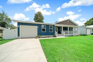 5318 SE 135th St, Summerfield, FL 34491