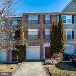 9 Emandan Ln, Hockessin, DE 19707