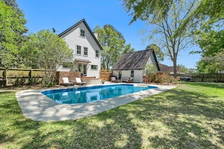 699 Castle Pinckney Dr, Charleston, SC 29412