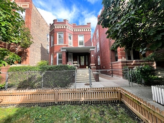 2340 W Thomas St Unit 2F, Chicago, IL 60622