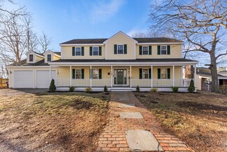 55 Overlook Rd, East Weymouth, MA 02189