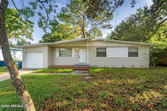 5941 Caribbean Dr S, Jacksonville, FL 32277