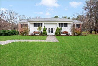 1365 High Hawk Rd, East Greenwich, RI 02818