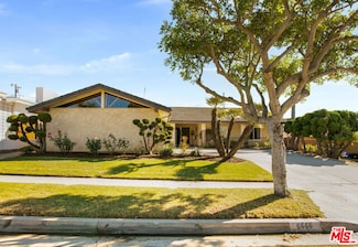 6666 S Halm Ave, Los Angeles, CA 90056
