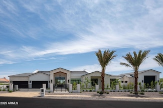 6445 N Cattle Track Rd, Scottsdale, AZ 85250