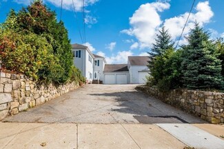 72 Cash St, Fall River, MA 02723