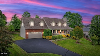 118 Meadow Ct, Johnson City, TN 37615