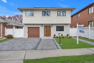 22469 76th Rd, Oakland Gardens, NY 11364