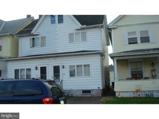 204 Samuels Ave, Hazleton, PA 18201
