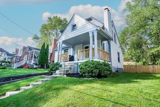 27 Edwards Ct, Fort Thomas, KY 41075