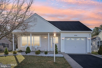 304 Jamaica Blvd, Toms River, NJ 08757