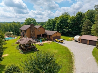 7245 Highway 335 NE, New Salisbury, IN 47161