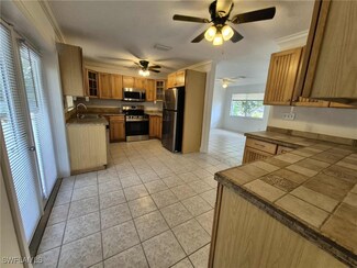 996 Jasmine St, North Fort Myers, FL 33903