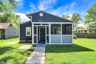 2936 N Gladstone Ave, Indianapolis, IN 46218