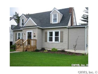 117 Ambergate Rd, Syracuse, NY 13214