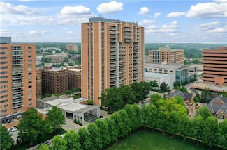 121 W 48th St Unit 904, Kansas City, MO 64112