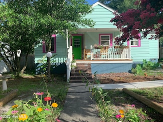 606 Ivey Cir, Wilmington, NC 28401