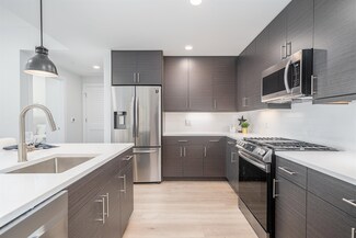 418 Palisade Ave Unit 301, Jersey City, NJ 07307