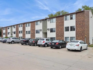 914 Benton Dr Unit 22, Iowa City, IA 52246