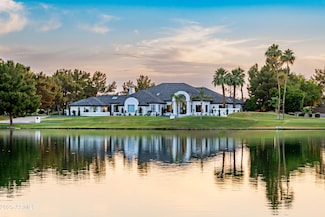 5 E Oakwood Hills Dr, Chandler, AZ 85248