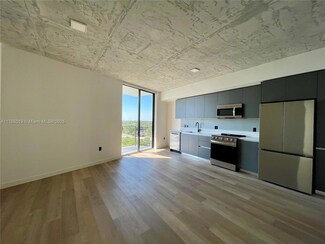 307 SW 5th St Unit 807, Fort Lauderdale, FL 33315
