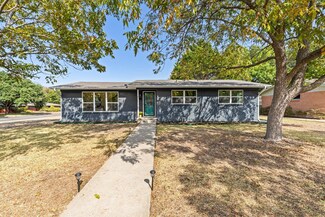 2137 Trinity Dr, Waco, TX 76710